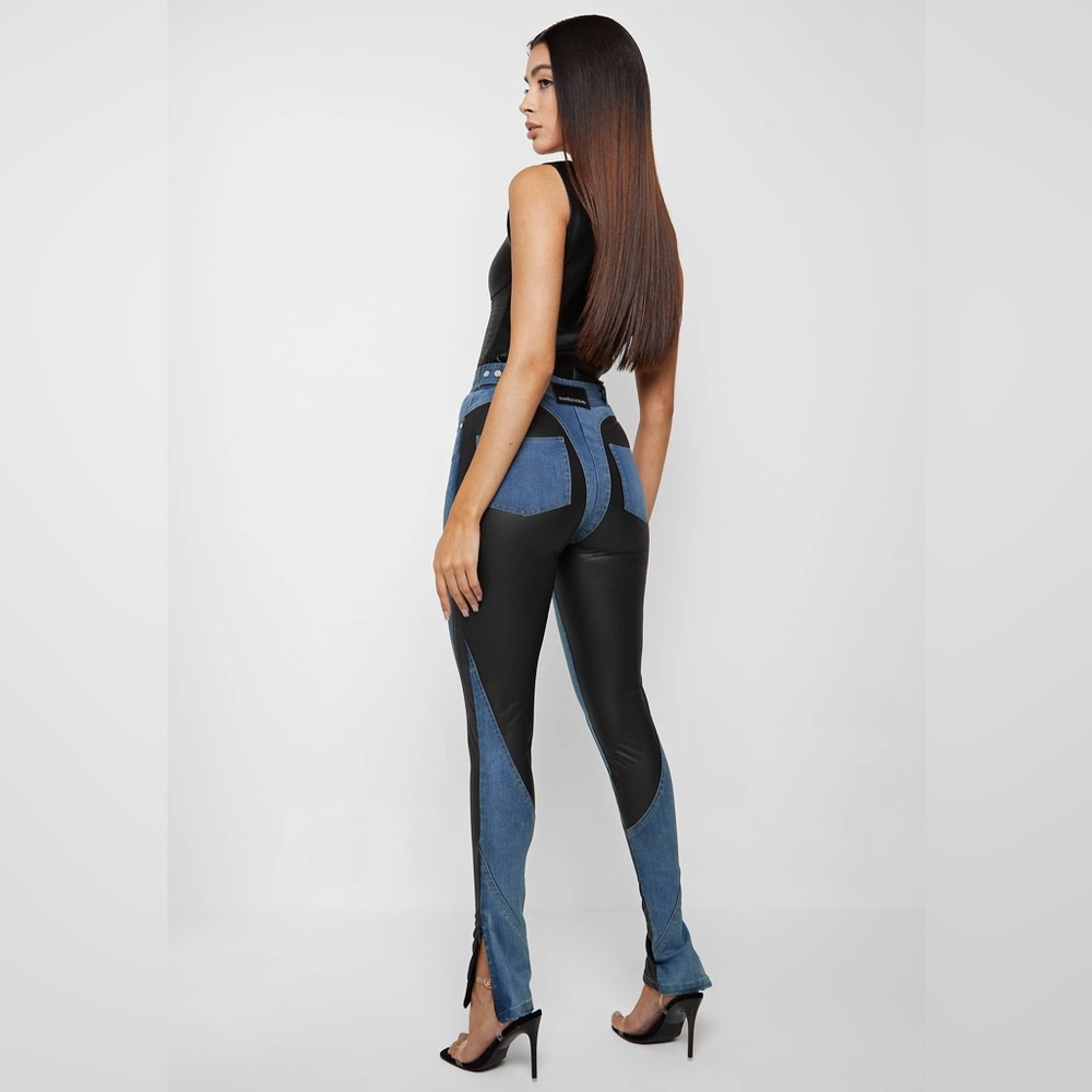 MANIERE DE VOIR Vegan Leather Contour Jeans - Color Blue/Black - Size UK 10 US 6